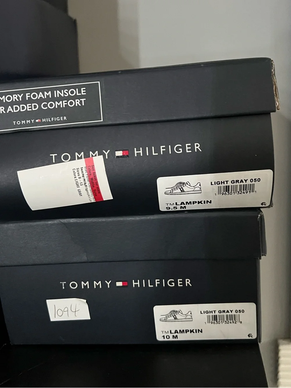 Tommy Hilfiger Gray Lace-Up Low-Top Sneakers with Navy Heel Stripe